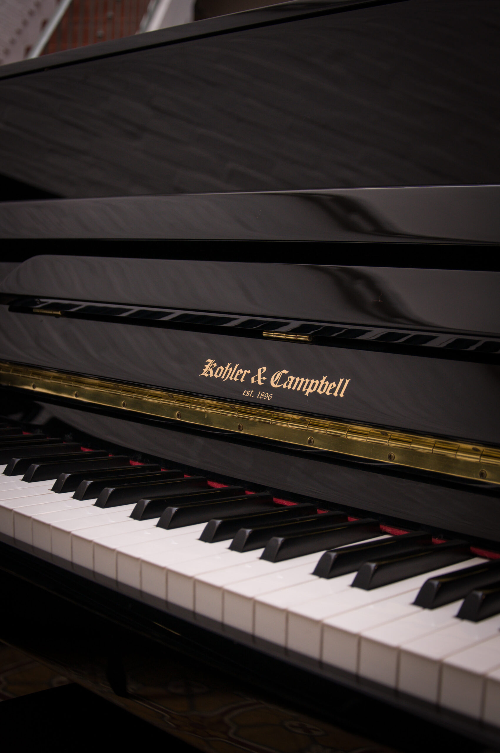 Kohler and Campbell KC-143 piano