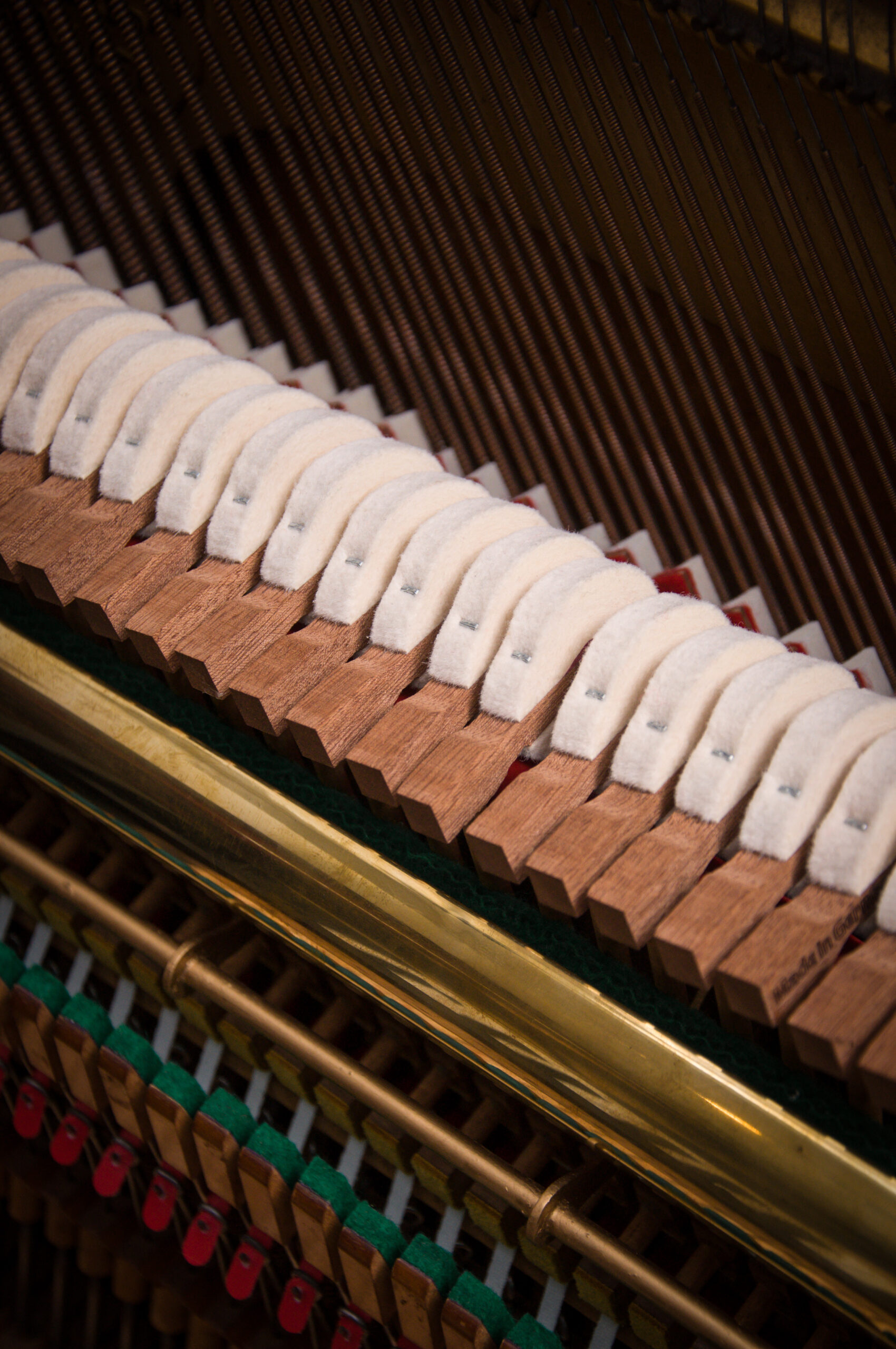 Steinway and Sons piano vertical modelo K-52