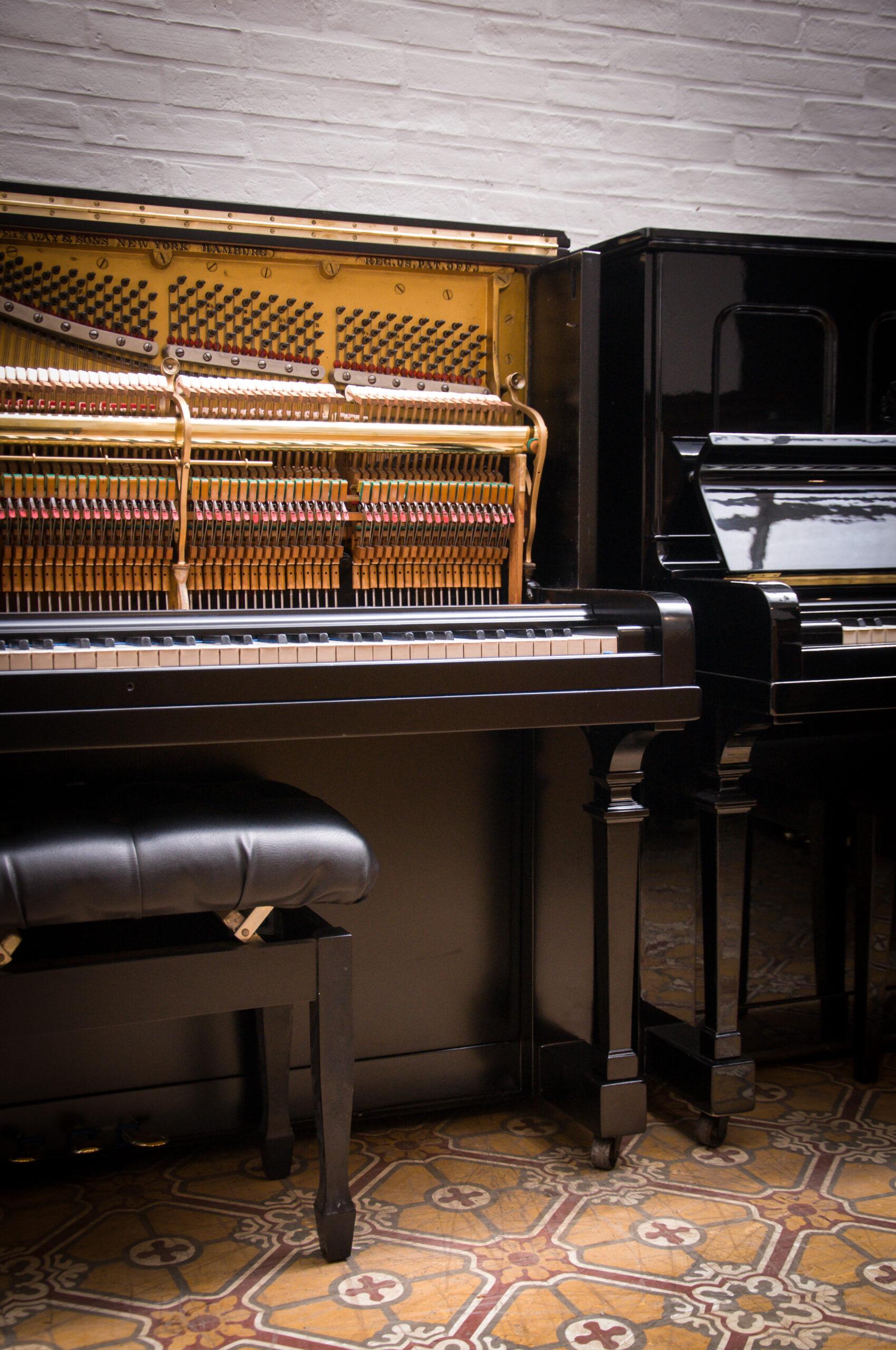 STEINWAY & SONS MODELO K-52 (208) - Imagen 31