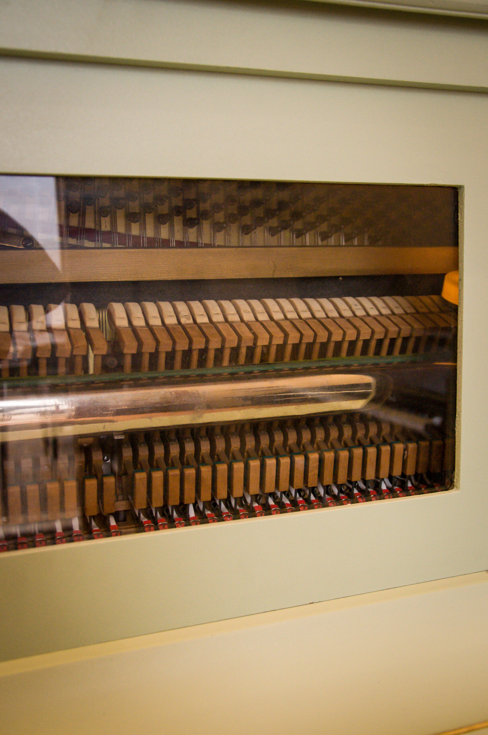 Karl Schultz piano gris