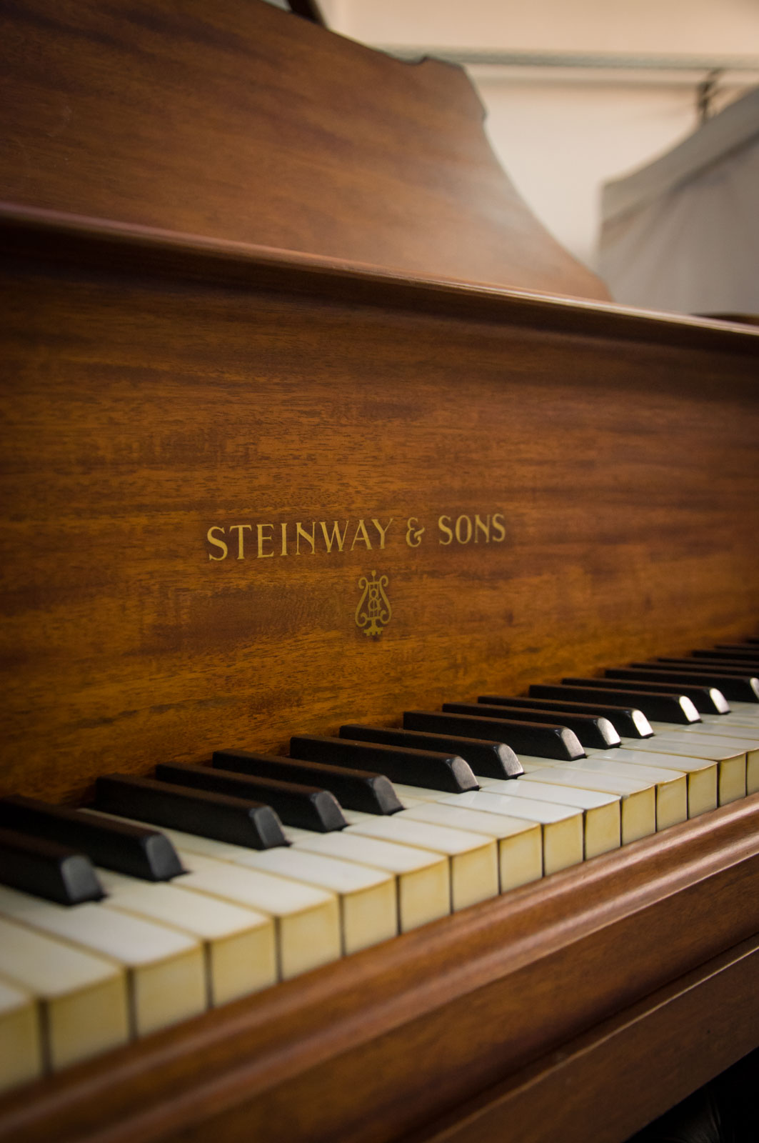 STEINWAY & SONS M-170 DE COLA (279) - Imagen 4