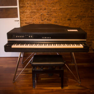 YAMAHA CP-80 / CP-70 (313)