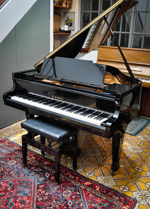 Piano de cola Kawai KG-1 Negro